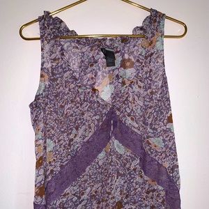 ✨ women blouse size large ✨